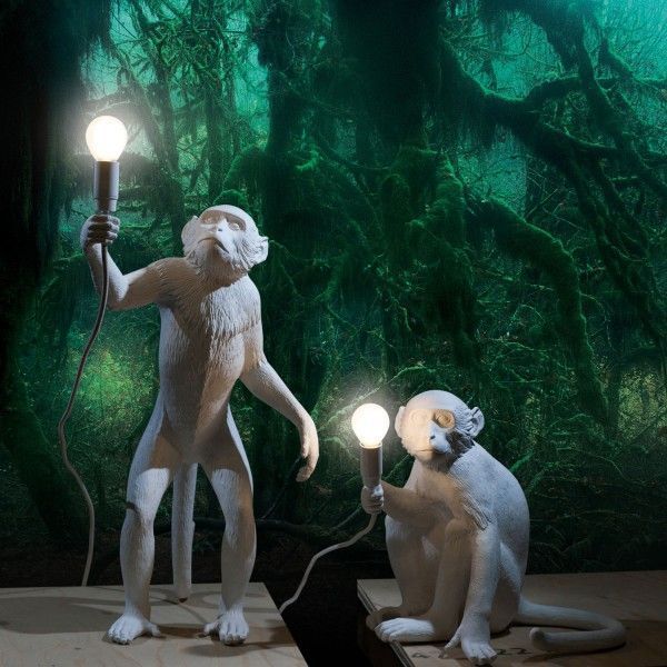 Seletti Aaplamp Sitting wit