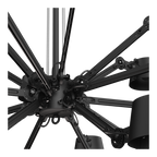 Close-up van het middenstuk van de Tonone Bolt Chandelier 18 arm hanglamp in de kleur smokey black.
