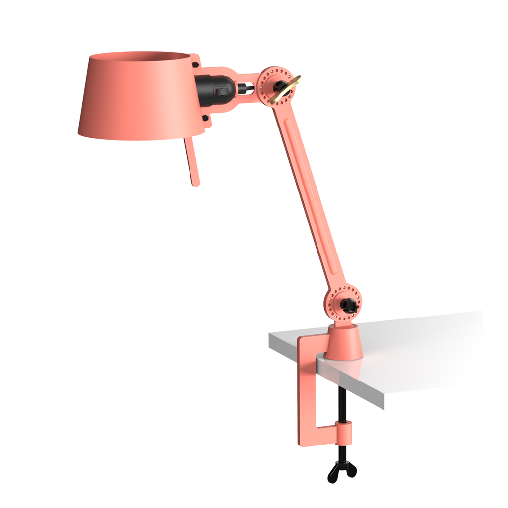 Tonone Bolt Desk 1 arm clamp small bureaulamp in de kleur daybreak rose.