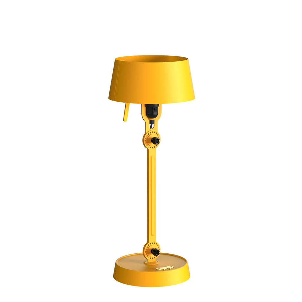 Tonone Bolt Table Small tafellamp in de kleur sunny yellow.