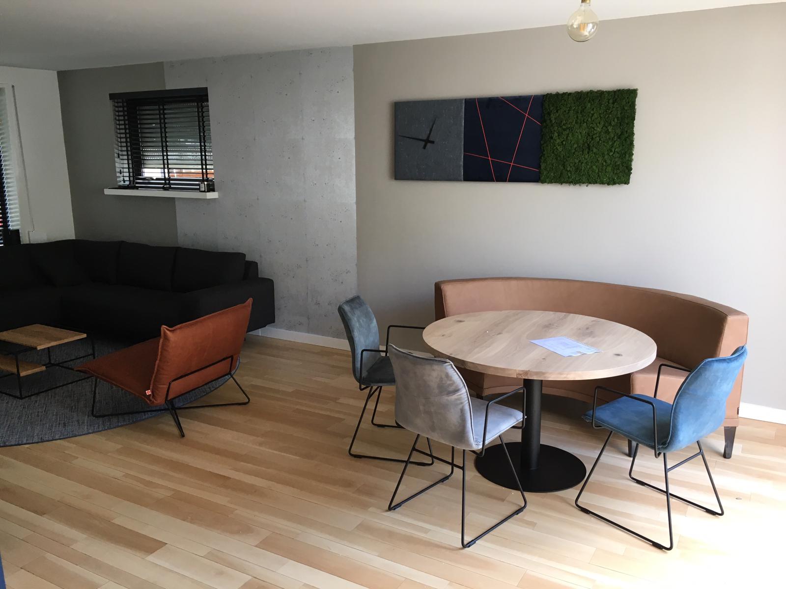 Ronde eettafel Coen